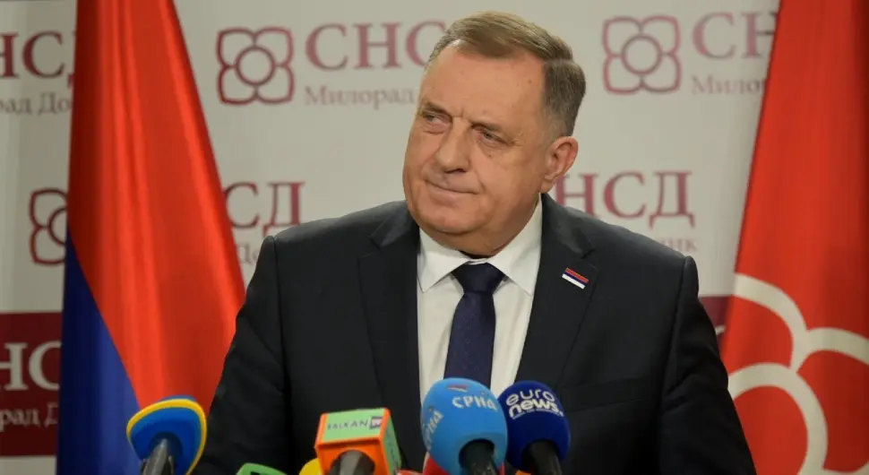 Милорад Додик на конференцији за медије