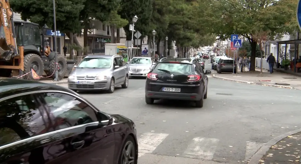 Саобраћајни колапси у Требињу рјешавају се кружним токовима