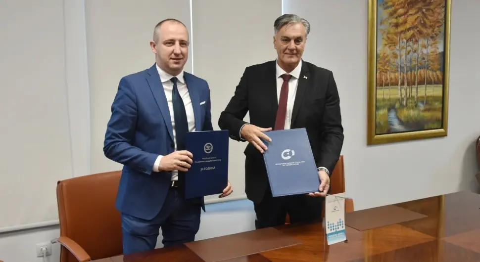 Дарко Милуновић Синиша Каран