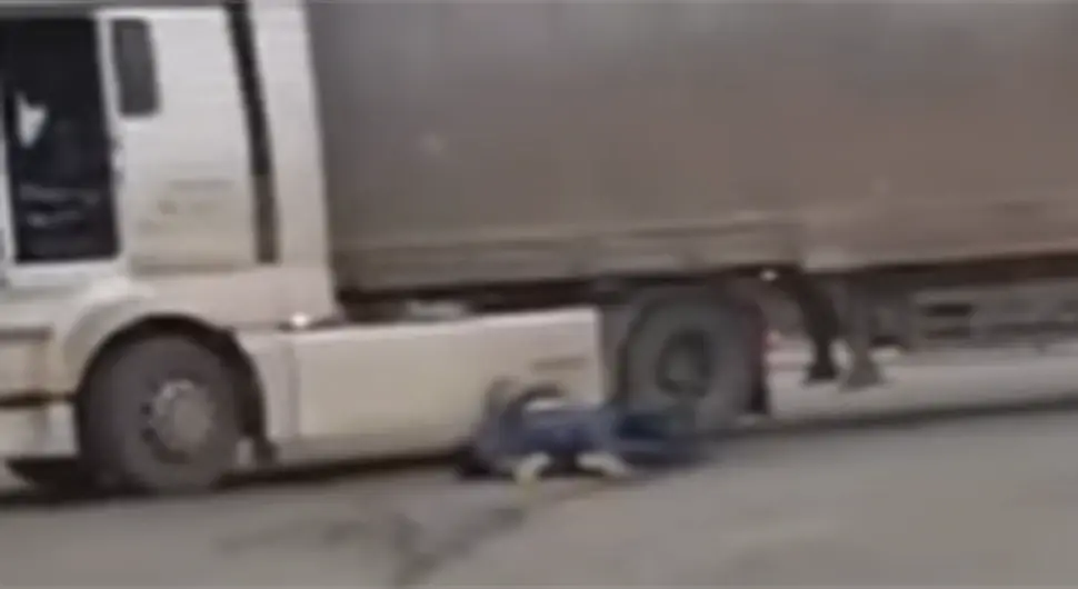 Туча возача у Новом Саду