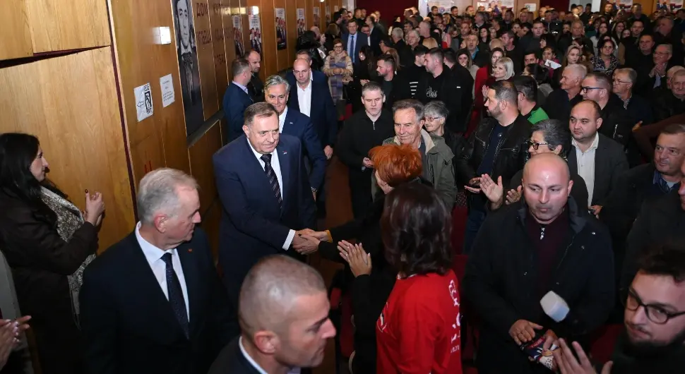 Додик: Предузетнички дух и одговоран однос учинили Србац добрим мјестом за живот