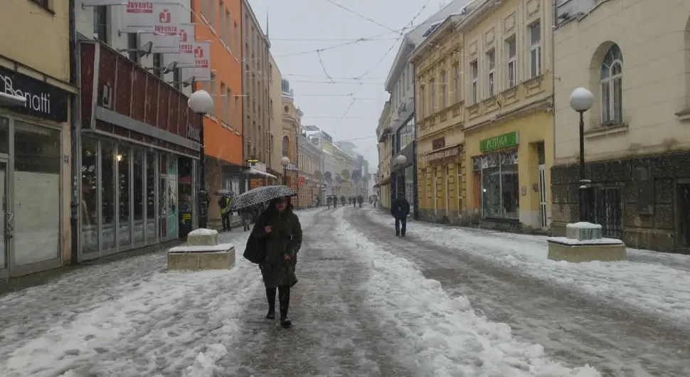 Прогнозе метеоролога: Јак вјетар и висока температура брзо ће отопити снијег