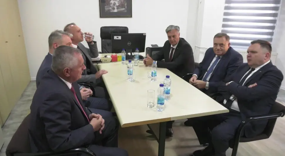 Српска се гради, доказ је и реконструисана зграда полиције