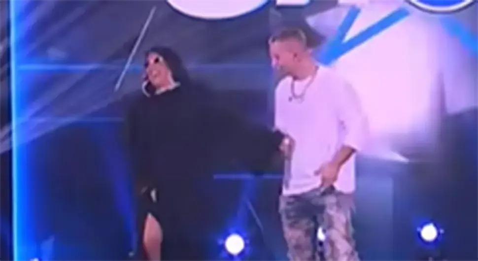 Реља Поповић подигао Секу Алексић