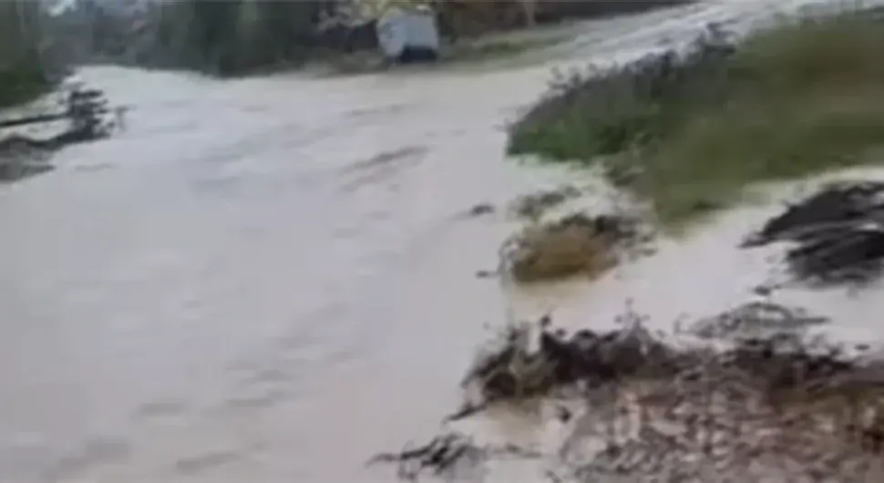 Поплаве у Лесковцу