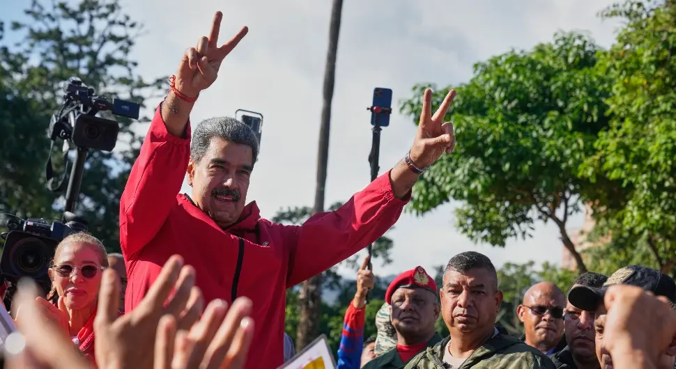 Трампова три сценарија за Мадура и Венецуелу