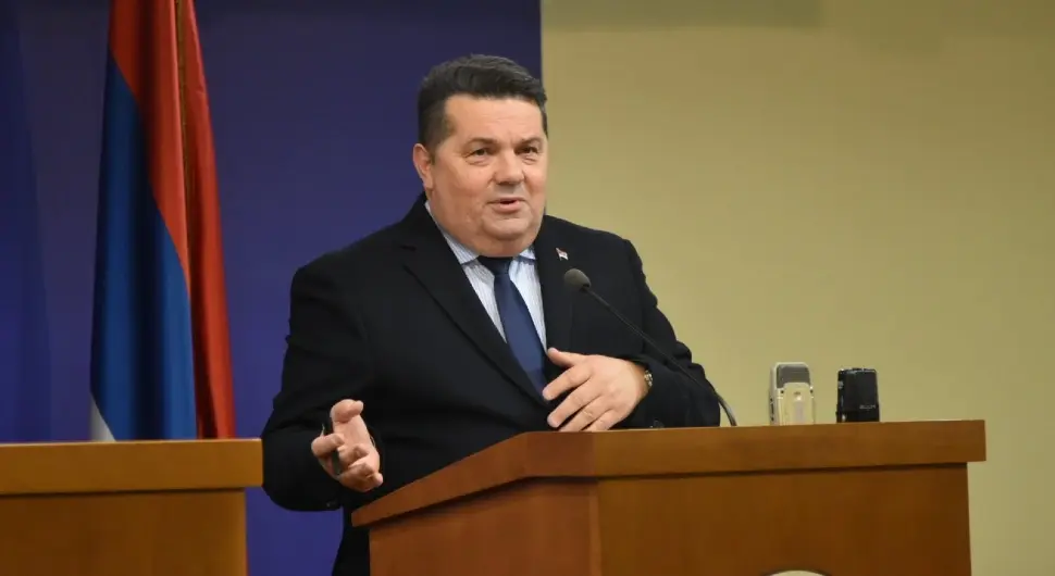 Стевандић о слици Лукаса и Орића: "Из нашег друштва се исписао онај..."