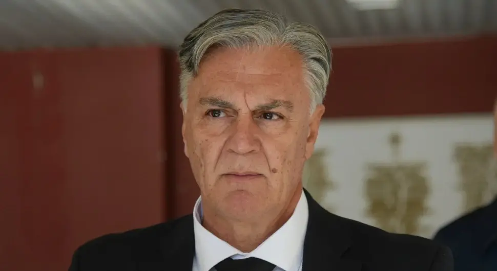 Каран: Млади су темељ успјешне Српске, вишемилионска улагања у студентски стандард