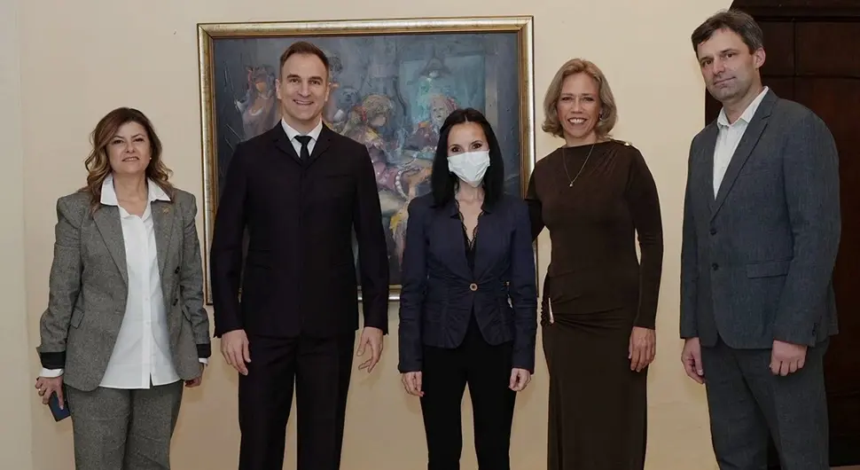 Стефан Миленковић свирао за Албину Смајловић Томић