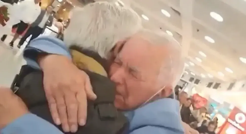 Свијет је заплакао и ви ћете: Раздвојена браћа се срела након 77 година