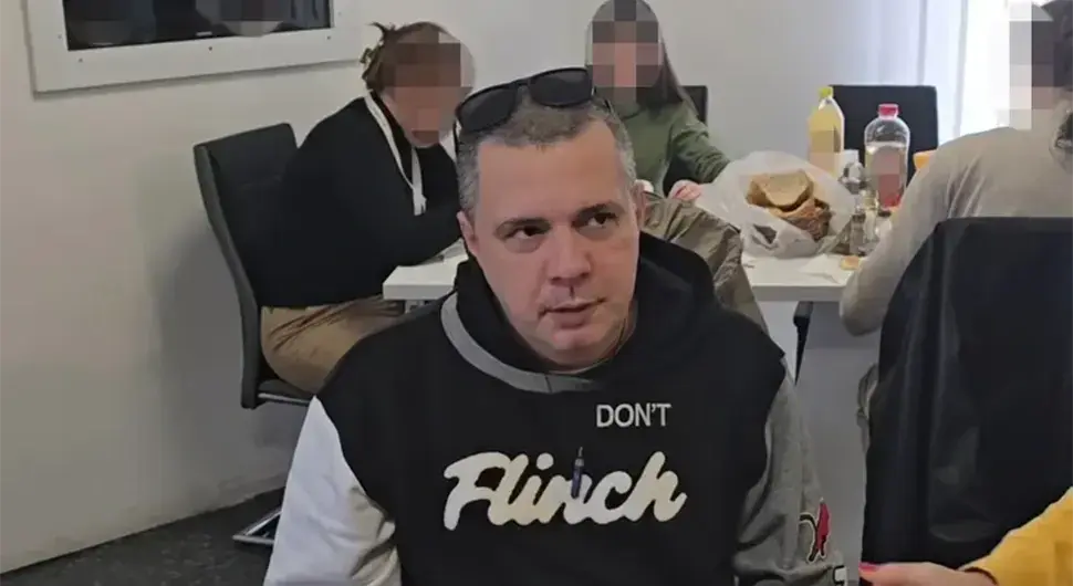 "Рођендан славим у лудници": Тужно оглашавање Бојана Томовића, прикључен на електрошокове