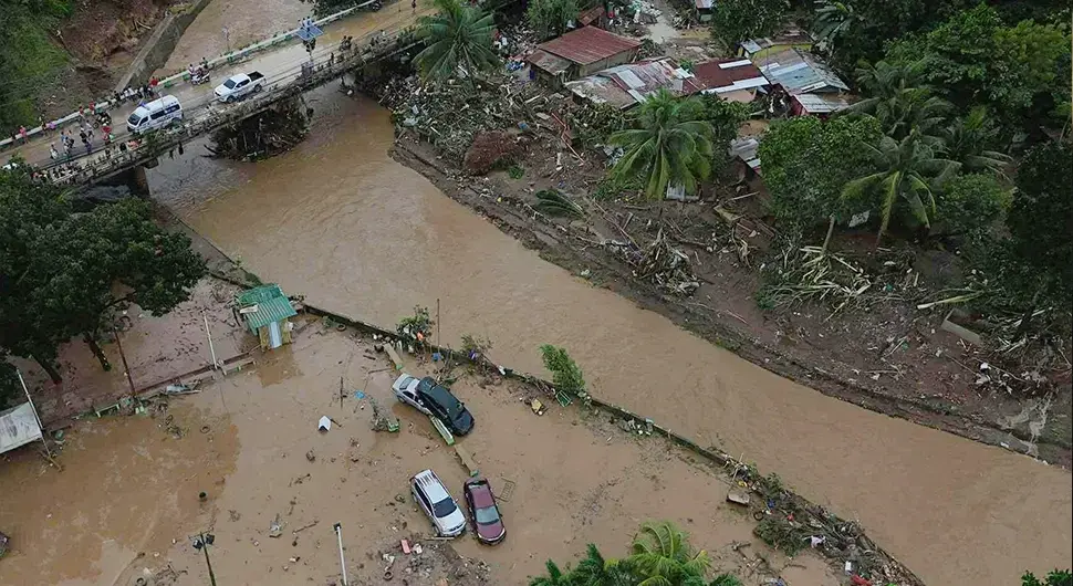 Филипини-тајфун-04112025
