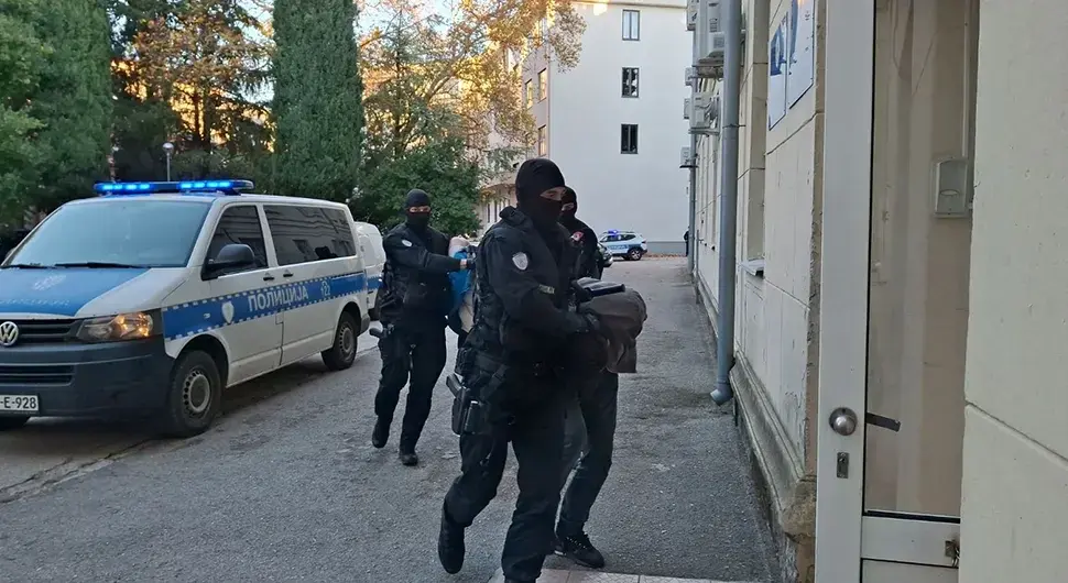 Ухапшени у акцији ''Ускок три'' спроведени у ПУ Требиње