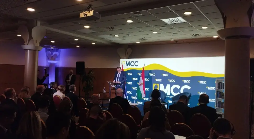 Додик одржао предавање у Будимпешти: Каран је мој приједлог, а избор народа