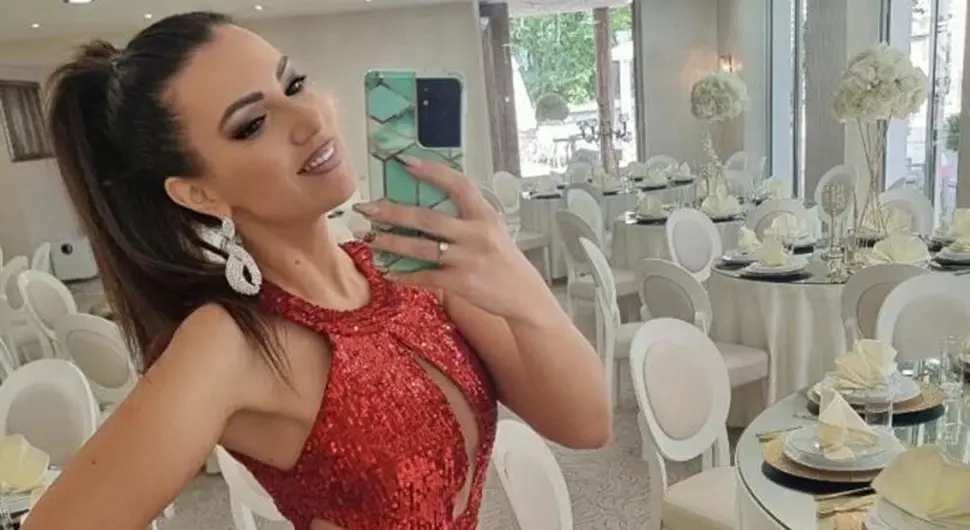 Уградила силиконе и остала "непокретна"! Звезда Гранда преживјела прави пакао