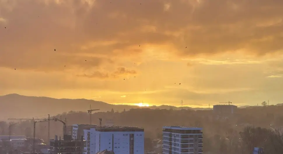 Снажно невријеме у Бањалуци, очекује се и нови талас