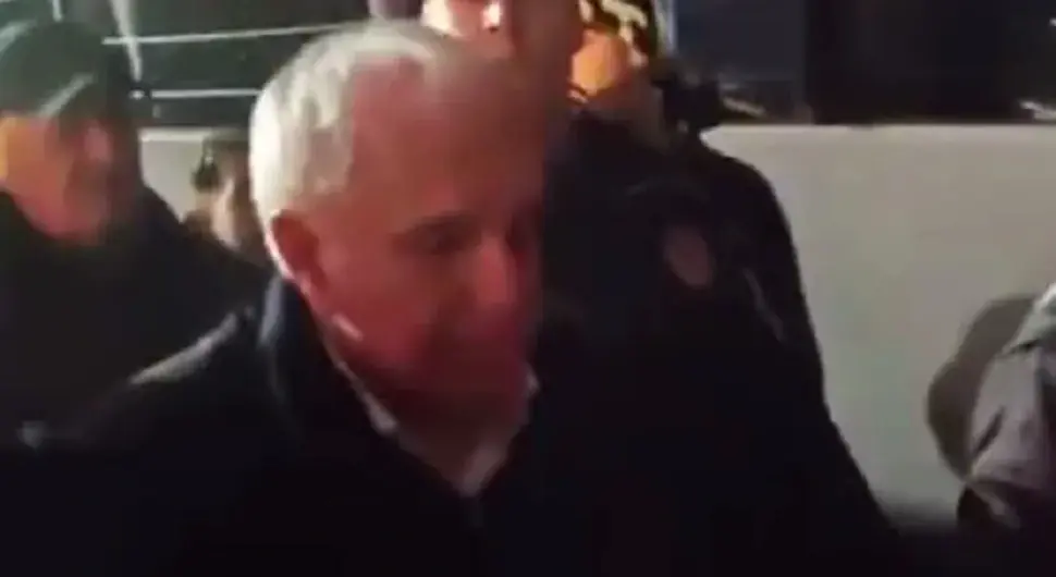 Сузе Жељка Обрадовића због Гробара: Жоц заплакао на аеродрому