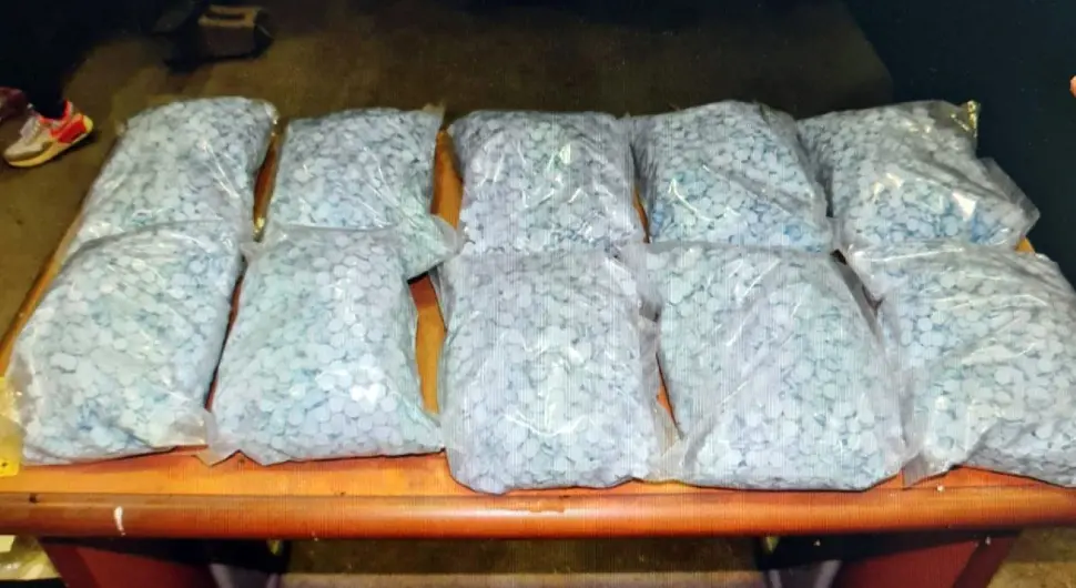 Хапшење на граници: Пала два лица, пронађена већа количина дроге