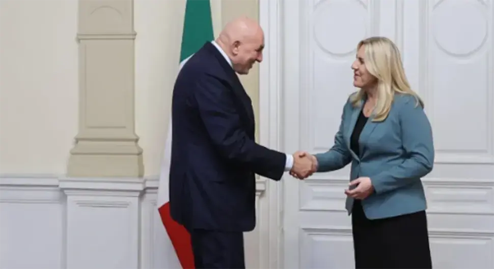 Цвијановић са министром одбране Италије: Заједнички интерес очување мира и стабилности