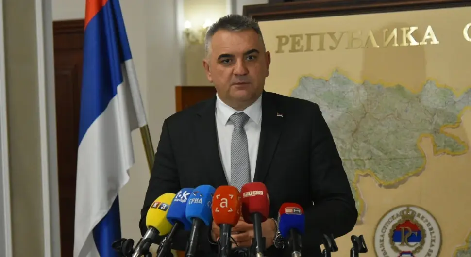 Минић: Састанак са борачким категоријама позитиван, критике ћу размотрити