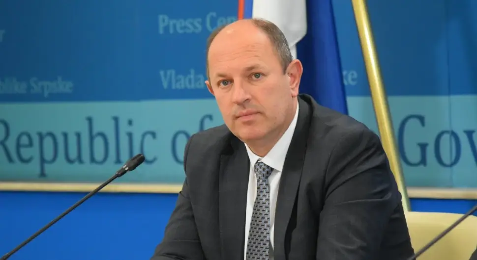 Петровић: Циљ Владе Српске да стане иза "Електропривреде" и РиТЕ "Угљевик"