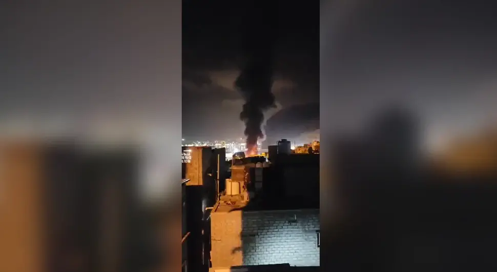 Саудијска Арабија напала Јемен, бомбардована лука: Порука Емиратима?