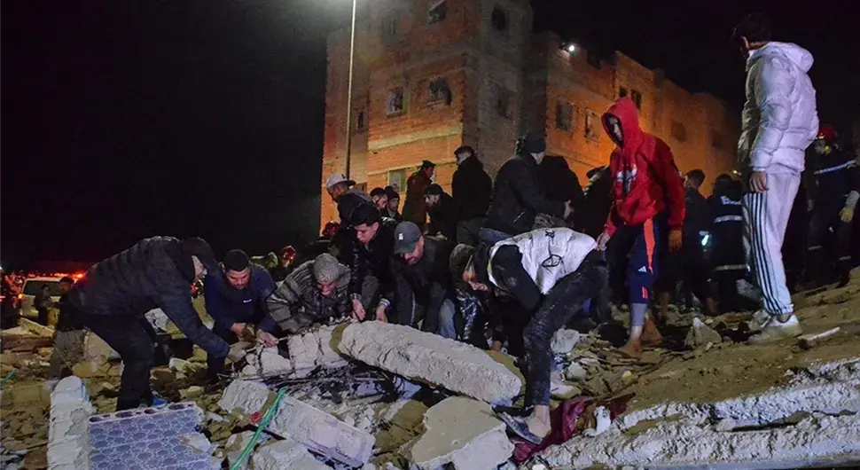 Најмање 19 људи погинуло у урушавању двије зграде у Мароку
