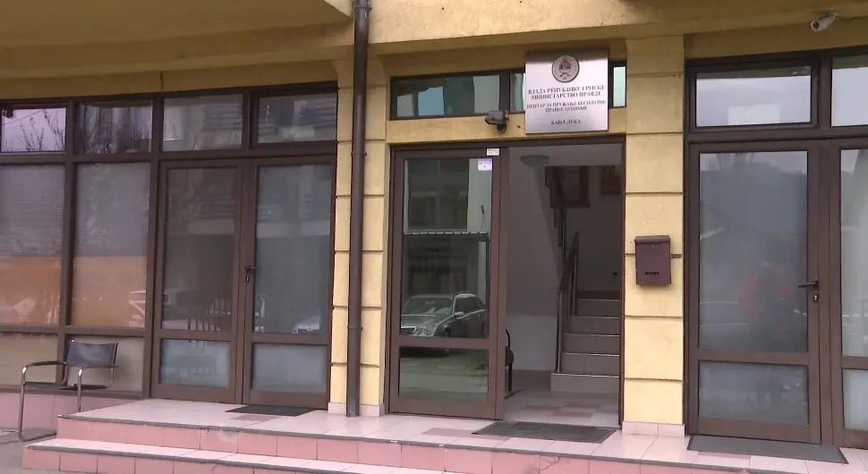 Услуга бесплатне правне помоћи  није у потпуности ефикасна