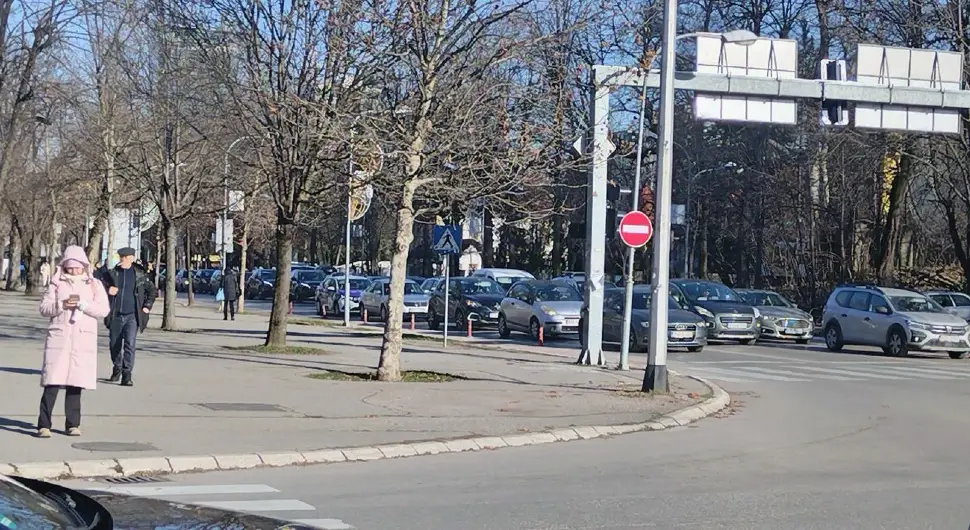 Гужва у саобраћају у Бањалуци