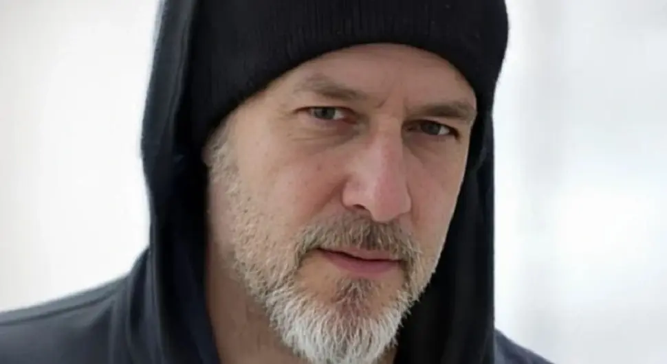 Полиција објавила фотографије: Ово је монструм који је избо старицу