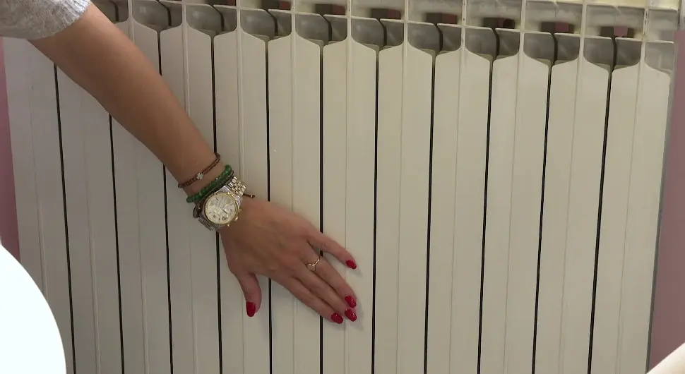 "Поклон" за празнике: На хиљаде станова у Бањалуци освануло без гријања