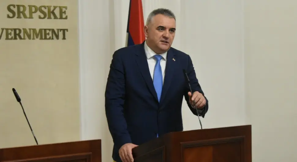 Минић: Ђокић и Петровић сматрају да цијена струје мора бити повећана