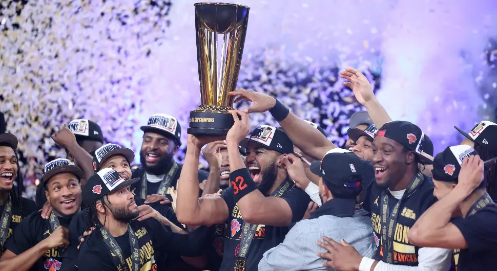 Њујорк Никси прослављају освајање НБА купа