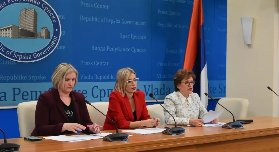 Повећање пензија и плата: Ево шта се све предвиђа буџетом за 2026. годину