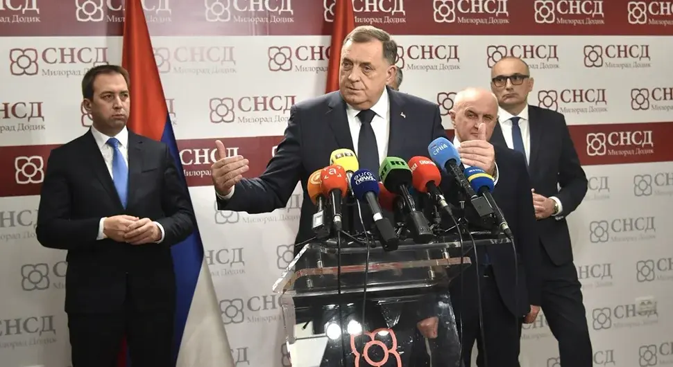 Милорад Додик