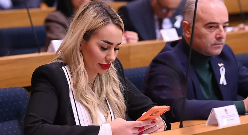 Николина Шљивић