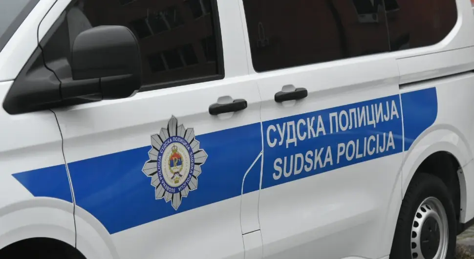 Дервенћанин завршио иза решетака због саобраћајних прекршаја