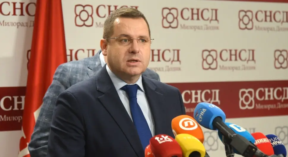 Ковачевић: Што одмах не кажете да је Кристијан Шмит предсједник Српске?