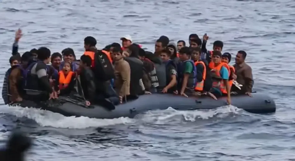 мигранти-Грчка