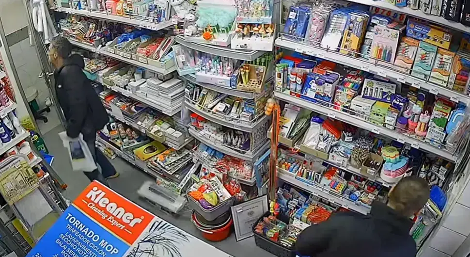 Крађа у продавници у Сарајеву