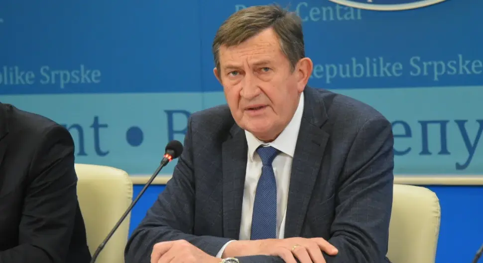 Митровић: Донесене три уредбе о подстицајима за средња и мала предузећа