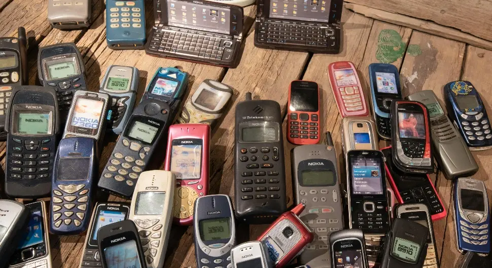 Стари телефони