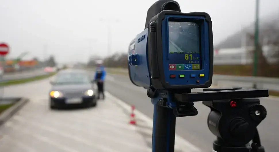 Нови мобилни радари у КС