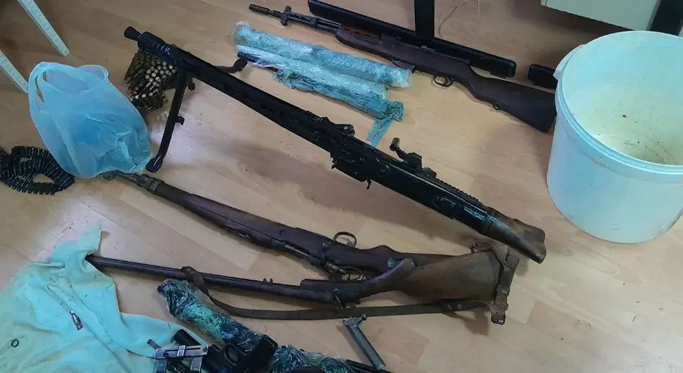 Оружје заплијењено у Бањалуци
