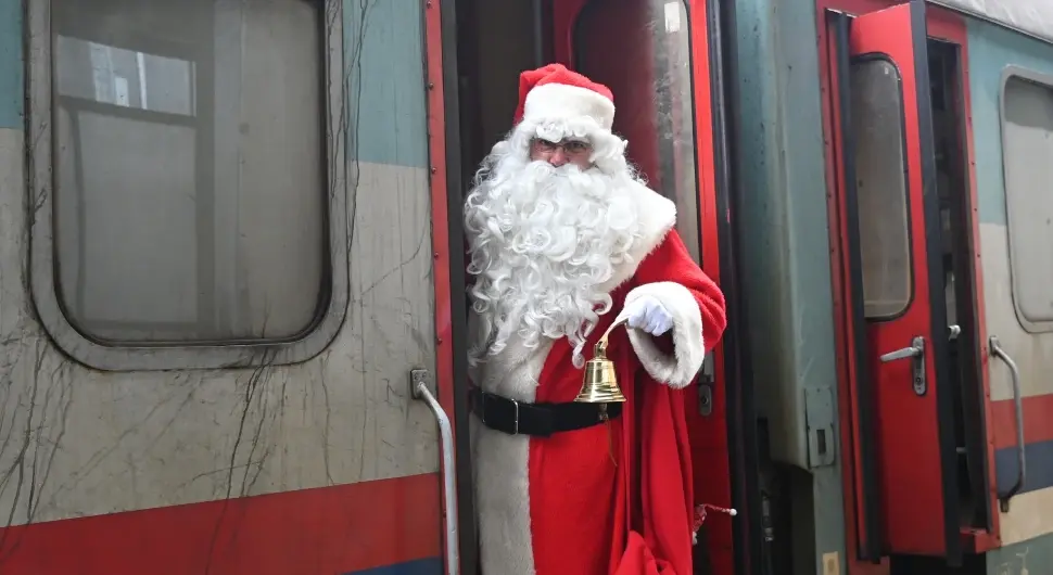 Новогодишњи воз ЖРС: Традиција стара три деценије