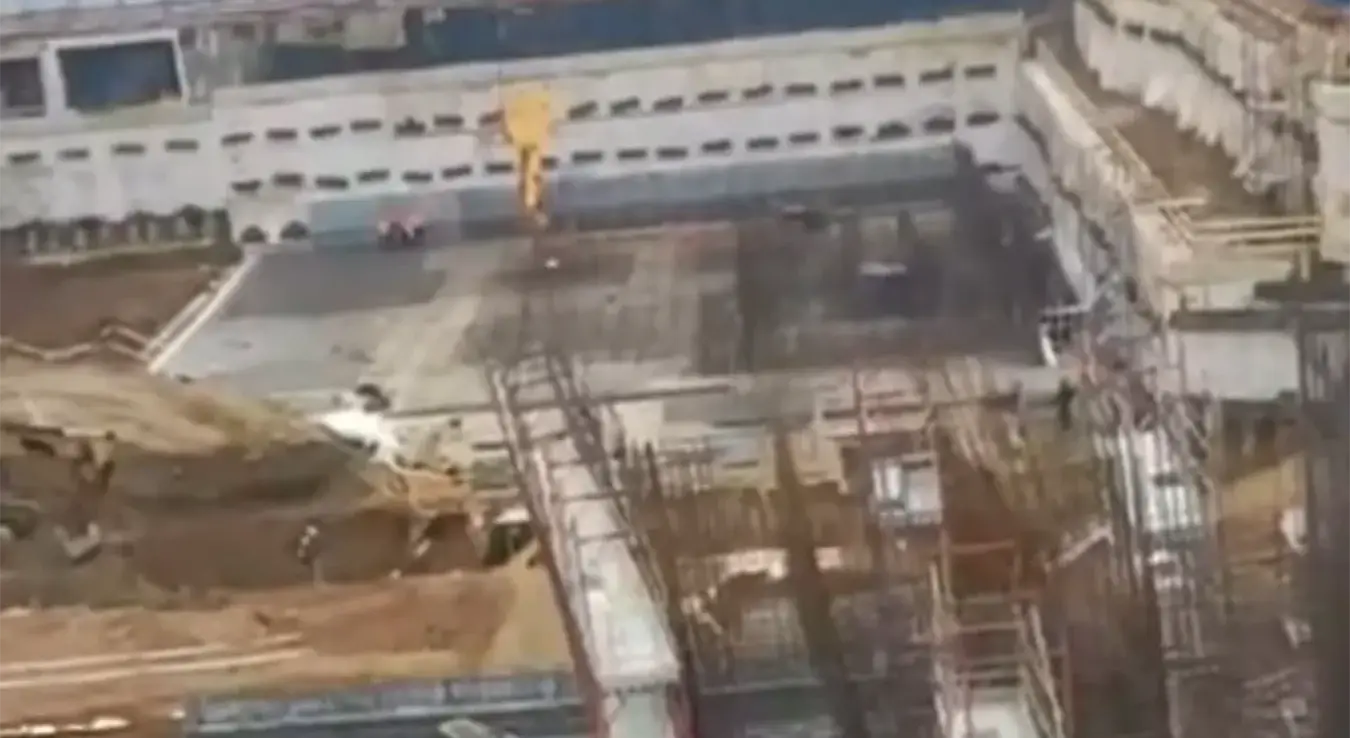 Урушила се огромна скела у Загребу, снимак постао виралан