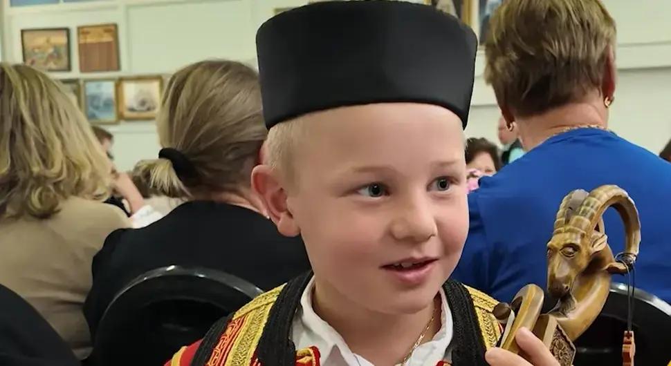 Млади гуслар Лука чува српску традицију у Аустралији