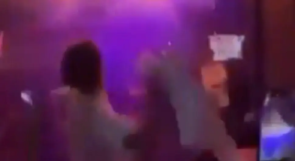 Све се одиграло у неколико секунди: Испливао нови снимак катастрофалног пожара у Швајцарској