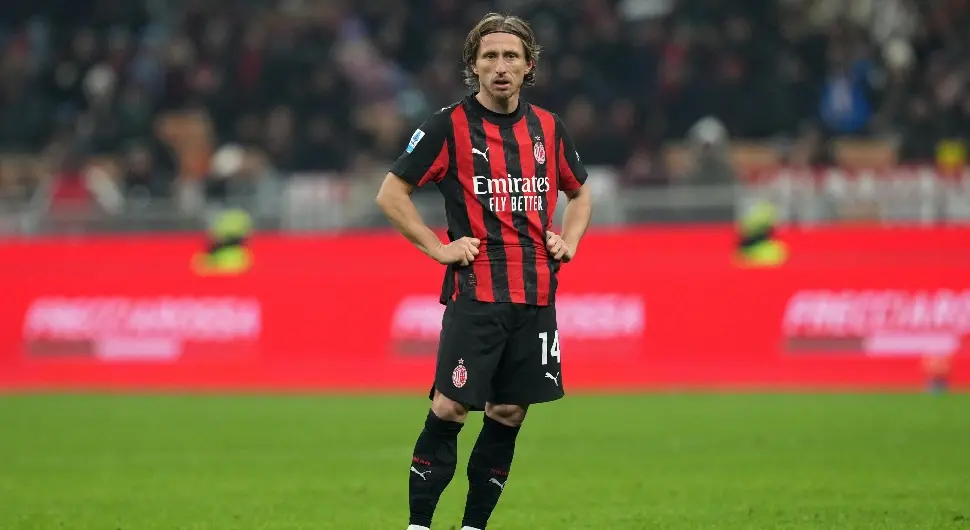 Милан мора донијети одлуку о Модрићу