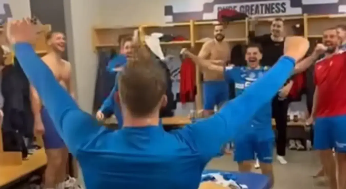 Хрвати поново дивљају; Рукометаши пјевали Томпсона: "А били су за дом спремни"